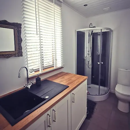 Domaine La Pomme De Pin Louroux-de-Beaune