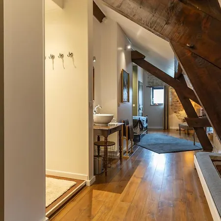 Bed & Breakfast Domaine La Pomme De Pin Louroux-de-Beaune