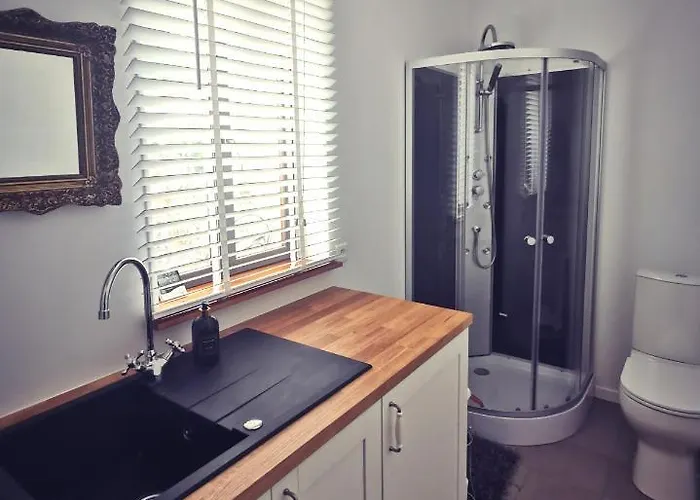 Domaine La Pomme De Pin Louroux-de-Beaune