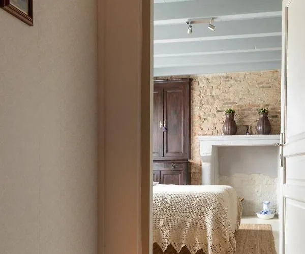 Bed & Breakfast Domaine La Pomme De Pin Louroux-de-Beaune