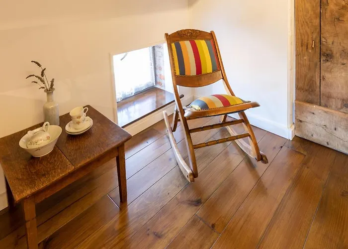 Domaine La Pomme De Pin 3* Louroux-de-Beaune